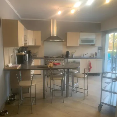Maison Piscine Villa *